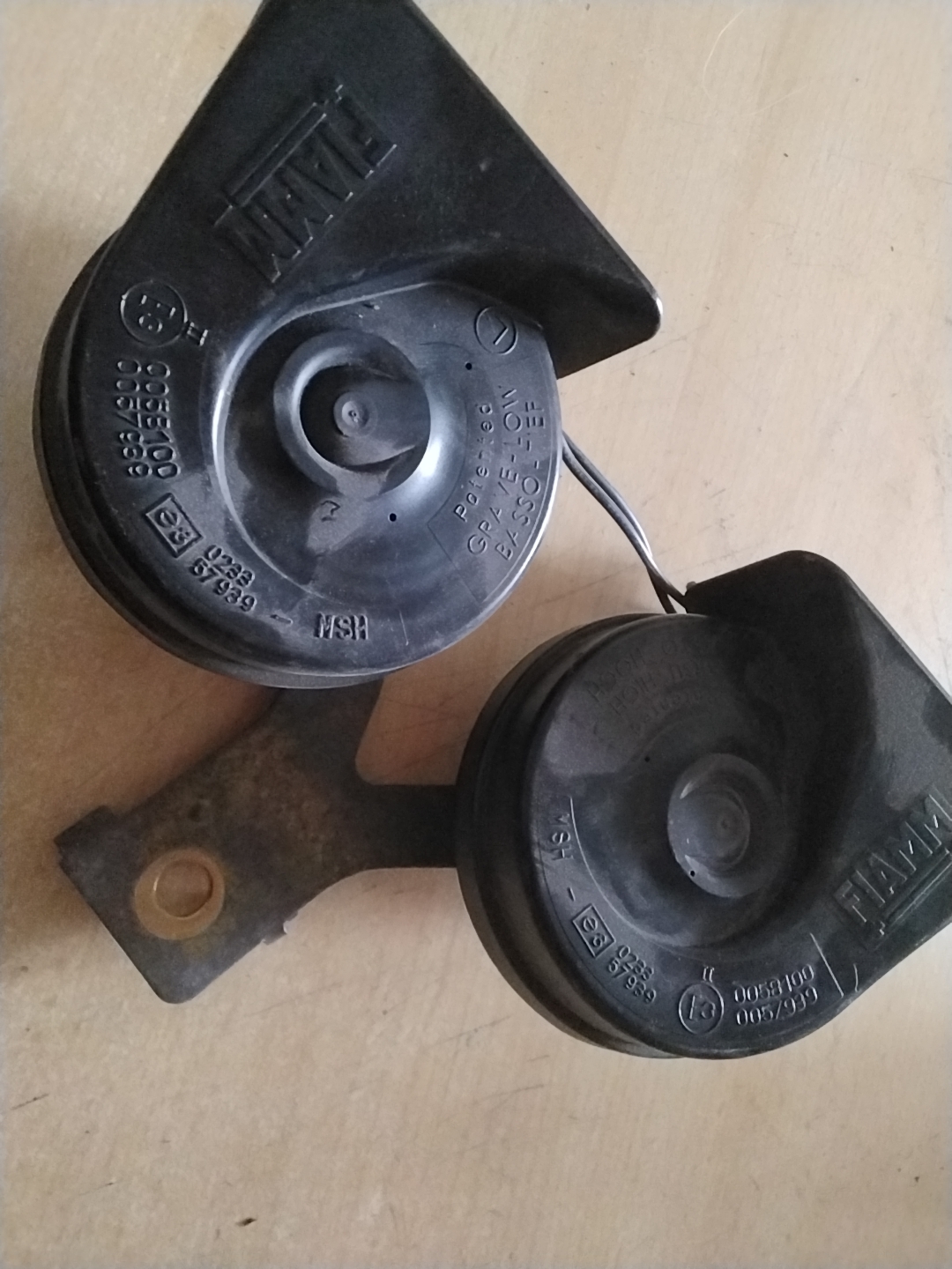 Dual Twin Horn Beep - Renault Lagoona