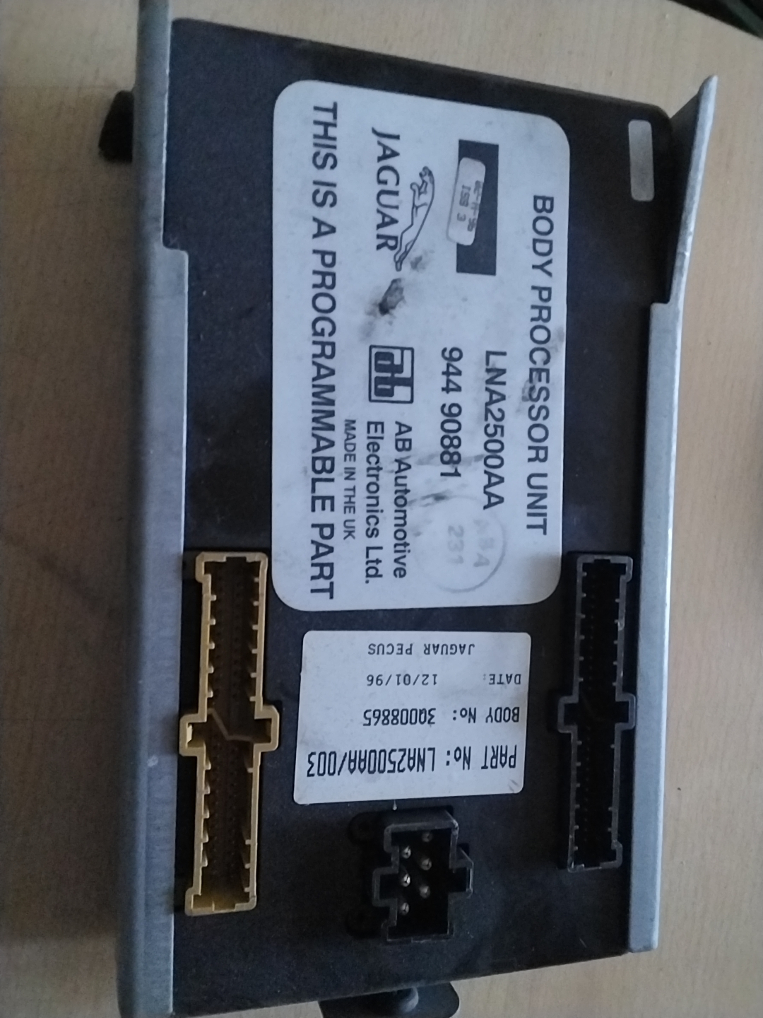 Body processor unit - Jaguar XJ XJ6 XJ12 XJR