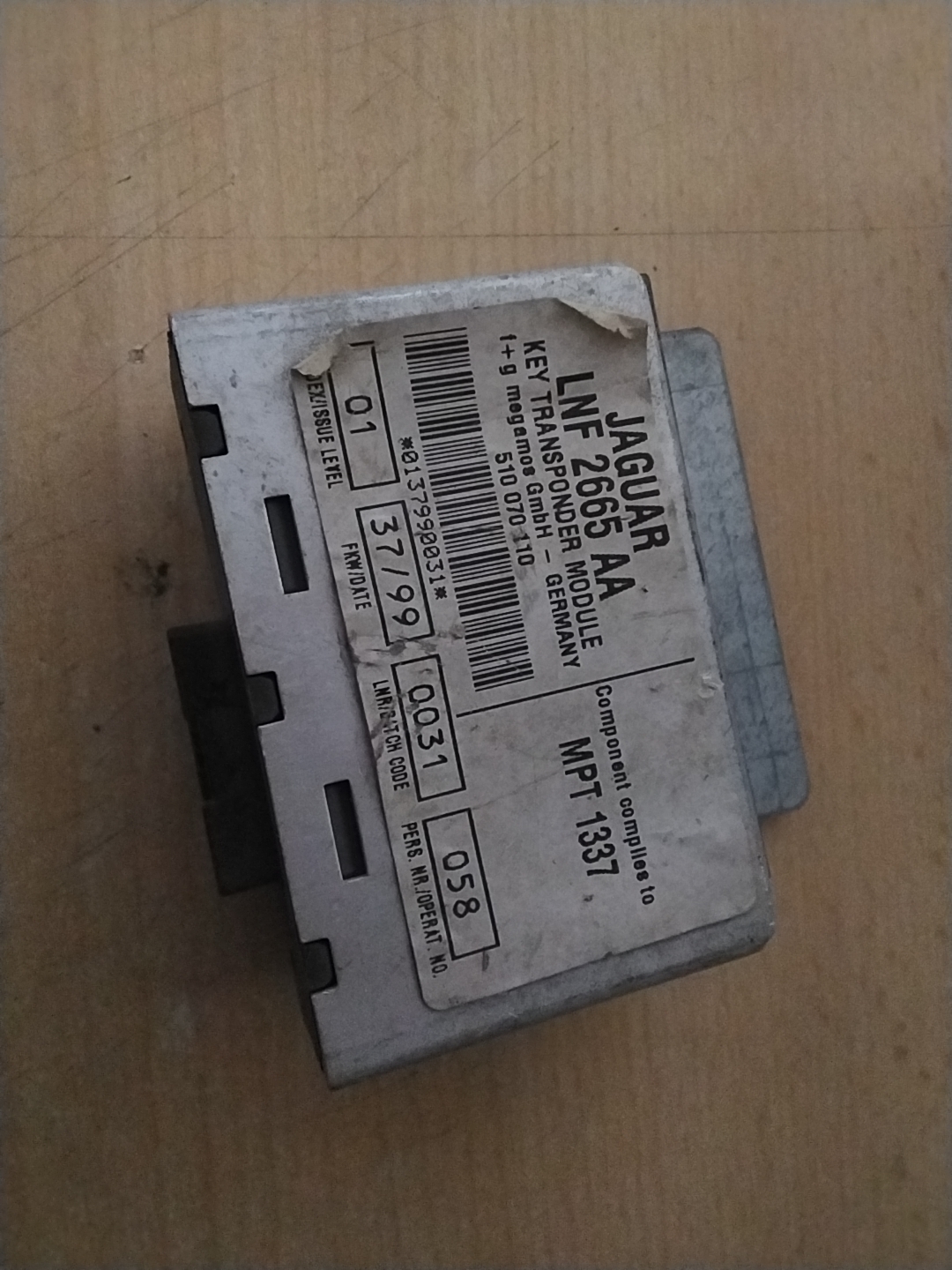 Key transponder module - Jaguar XKR XK8 X100
