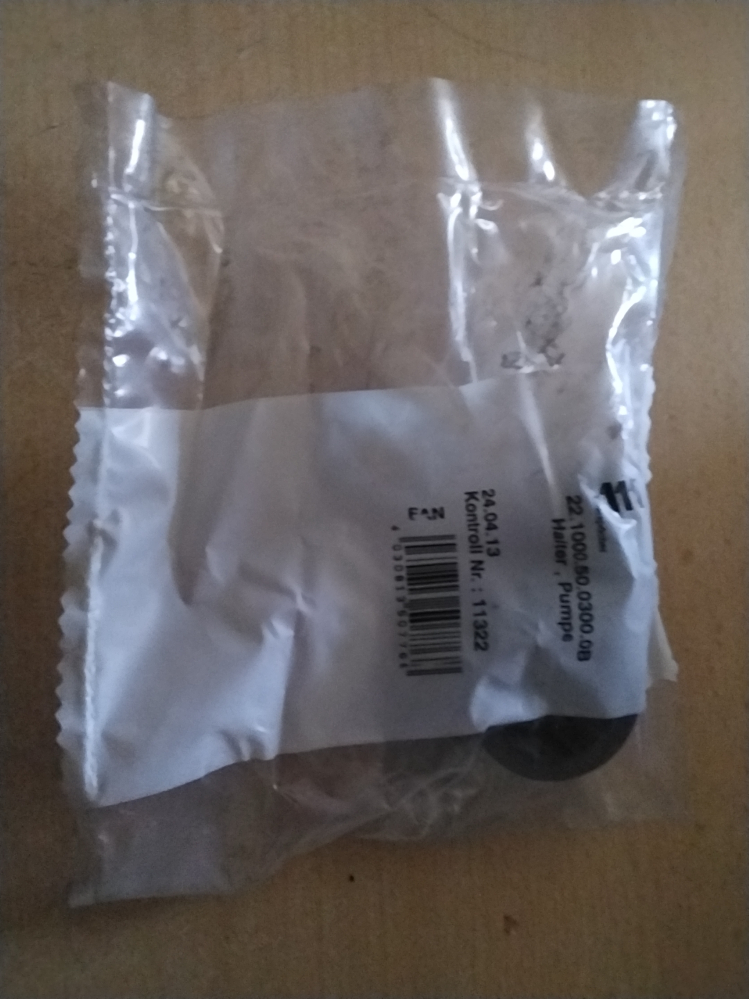 Eberspacher Halter Kraftstoffpumpe -  