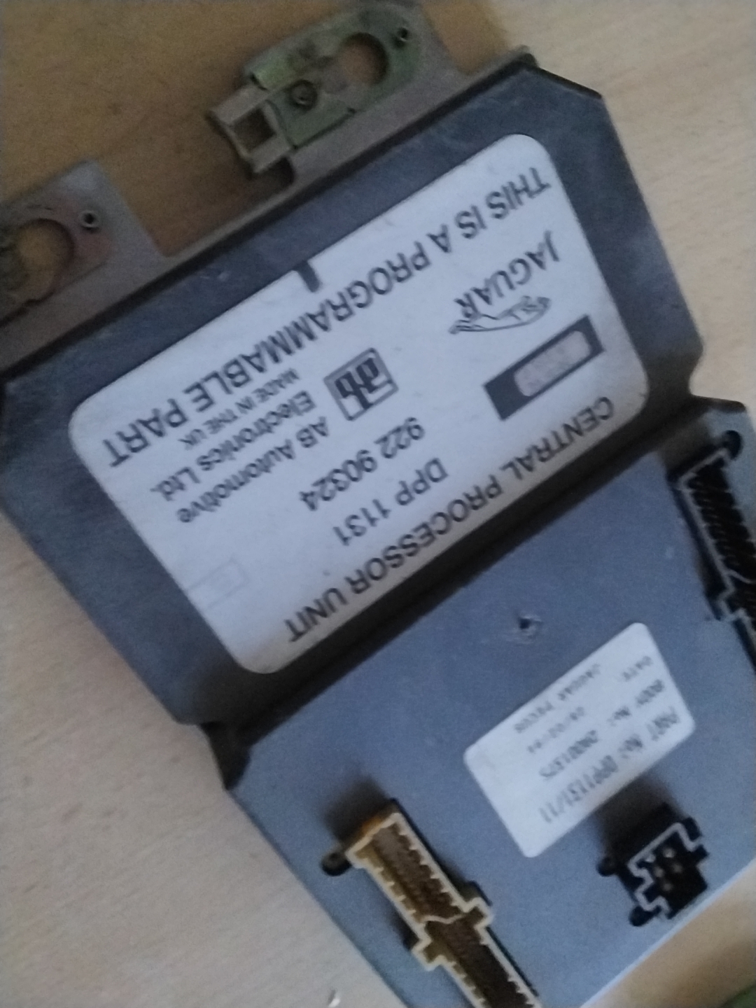 Central processor unit - Jaguar XJ XJ6 XJ40