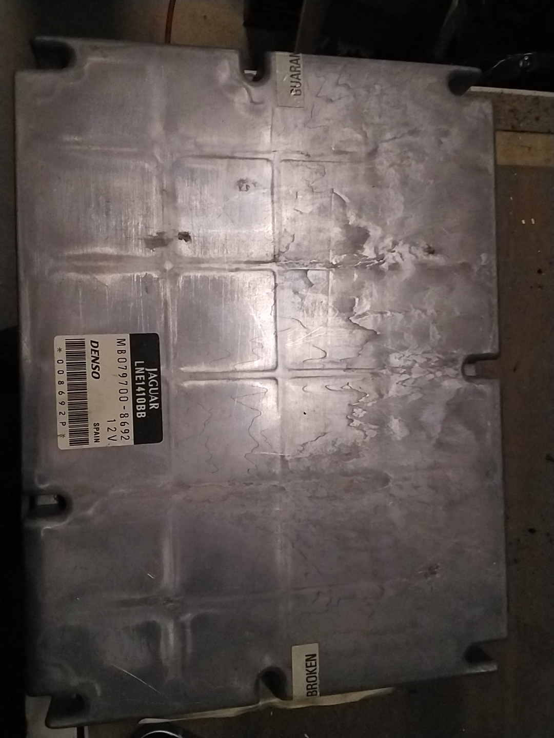 Engine control unit - Jaguar XJ8