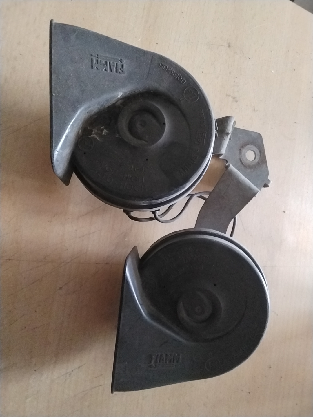 Dual Twin Horn Beep - Renault Lagoona