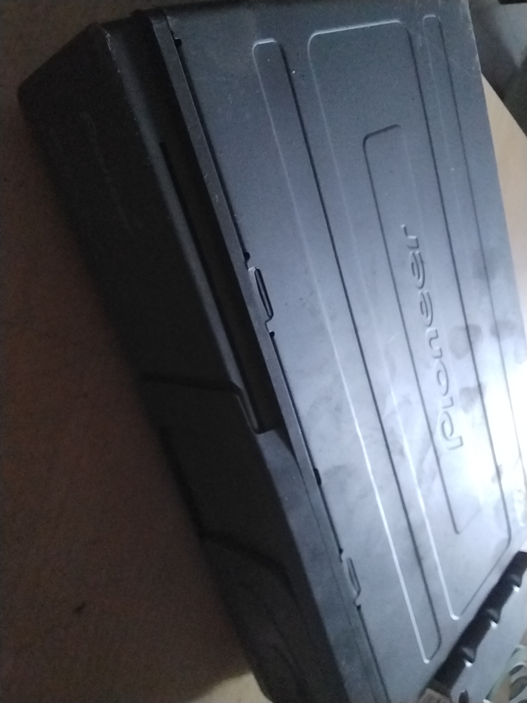 pioneer cdxp670 -  
