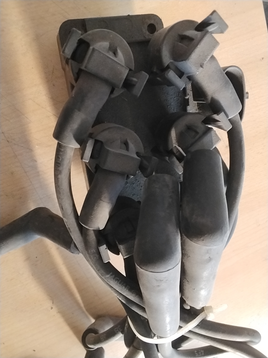 Ignition Coil - Jaguar Xj12